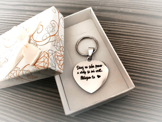 Kľúčenka P031-Dávaj na seba pozor