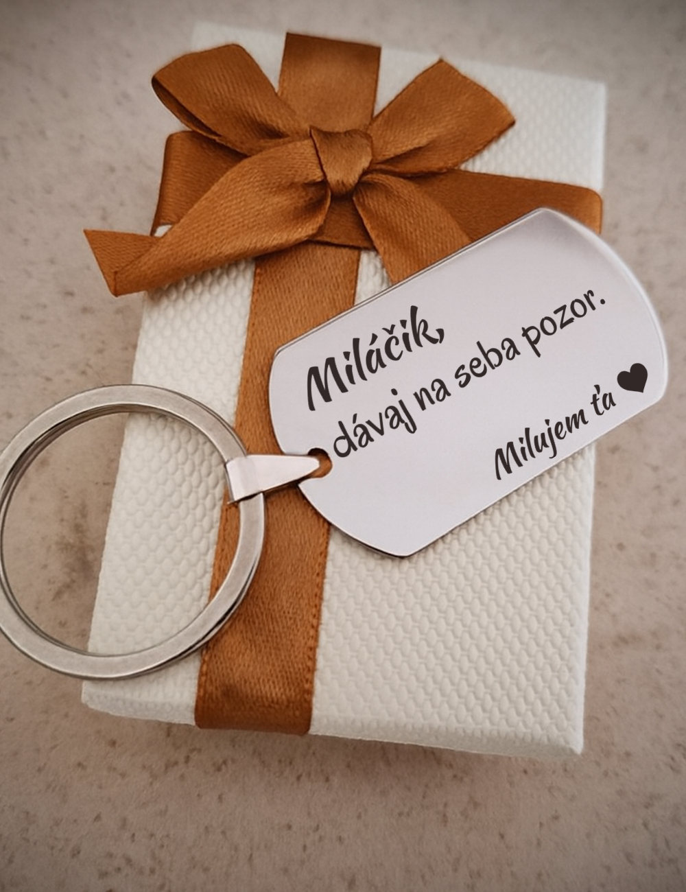 Kľúčenka P032-Dávaj na seba pozor